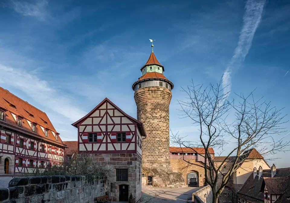 Nürnberg Kaiserburg Nürnberg über der historischen Altstadt — Wahrzeichen der fränkischen Metropole
